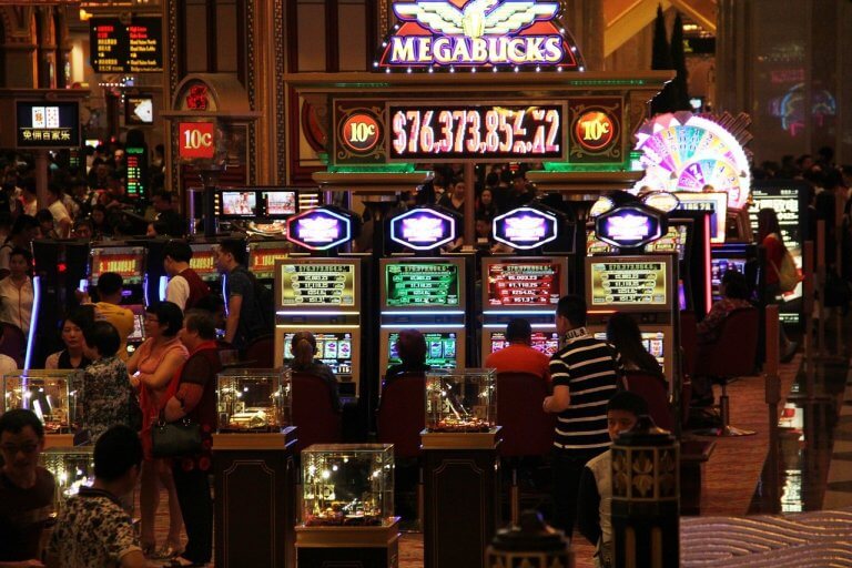 can slot machine odds be controlled electronically