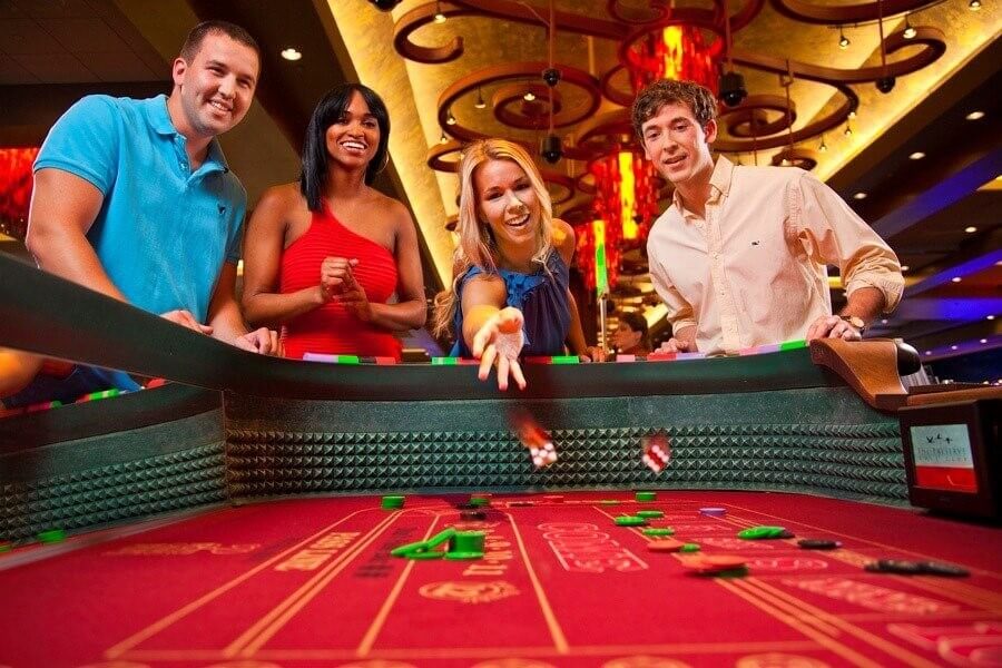 Roll The Dice Casino Game
